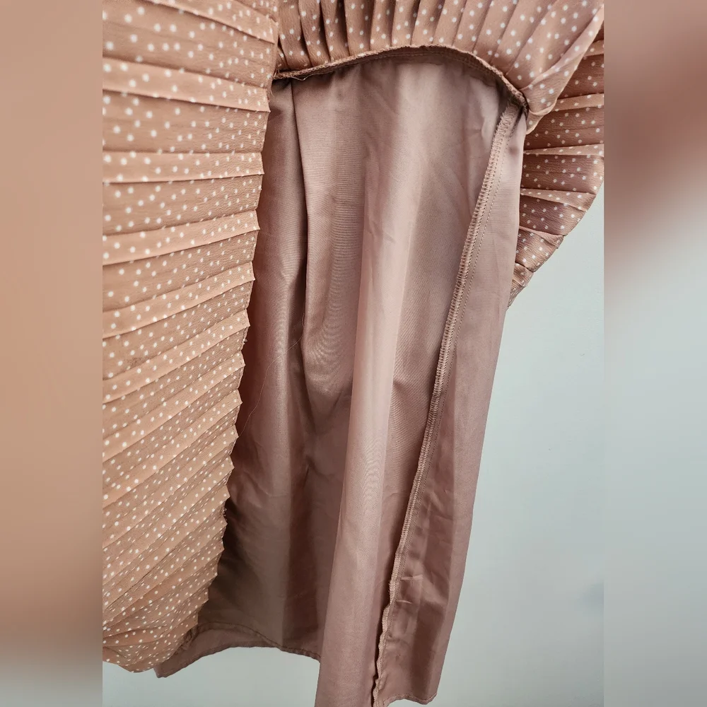 LC Pleated Polka Dot Mini Dress 14 Mauve Beige Lauren Conrad - Picture 4 of 6